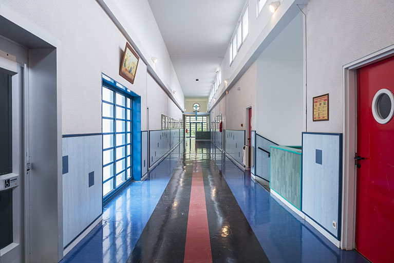 Externat : coulor du 1er étage. © Mary Ruffinoni / Région Bourgogne-Franche-Comté, Inventaire du patrimoine - 2014