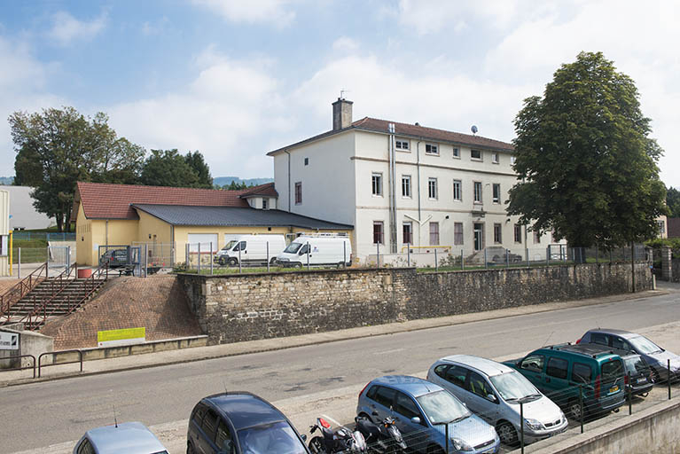 Internat : façade antérieure sur rue Lamartine. © Mary Ruffinoni / Région Bourgogne-Franche-Comté, Inventaire du patrimoine - 2014