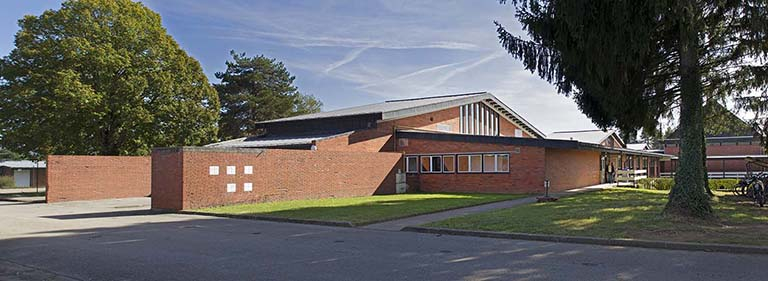 Angle nord-ouest de l'externat. © Sonia Dourlot / Région Bourgogne-Franche-Comté, Inventaire du patrimoine - 2014