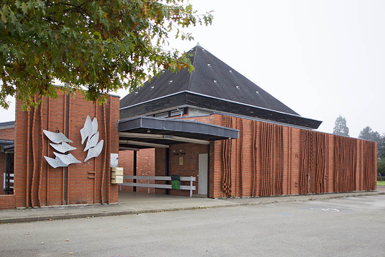 Vue d'ensemble de l'oeuvre de trois-quart gauche.  © Sonia Dourlot / Région Bourgogne-Franche-Comté, Inventaire du patrimoine - 2014 Vue d'ensemble de l'oeuvre de trois-quart gauche.  © Sonia Dourlot / Région Bourgogne-Franche-Comté, Inventaire du patrimoine - 2014