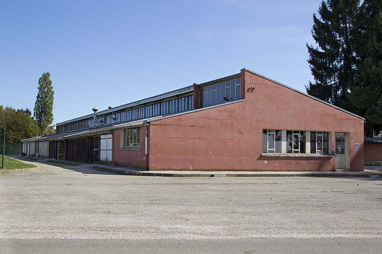 Pignon ouest et façade nord postérieure de l'atelier. © Sonia Dourlot / Région Bourgogne-Franche-Comté, Inventaire du patrimoine - 2014