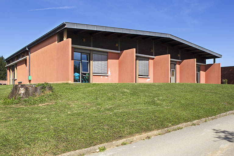 Angle sud-ouest du centre de formation des apprentis. © Sonia Dourlot / Région Bourgogne-Franche-Comté, Inventaire du patrimoine - 2014