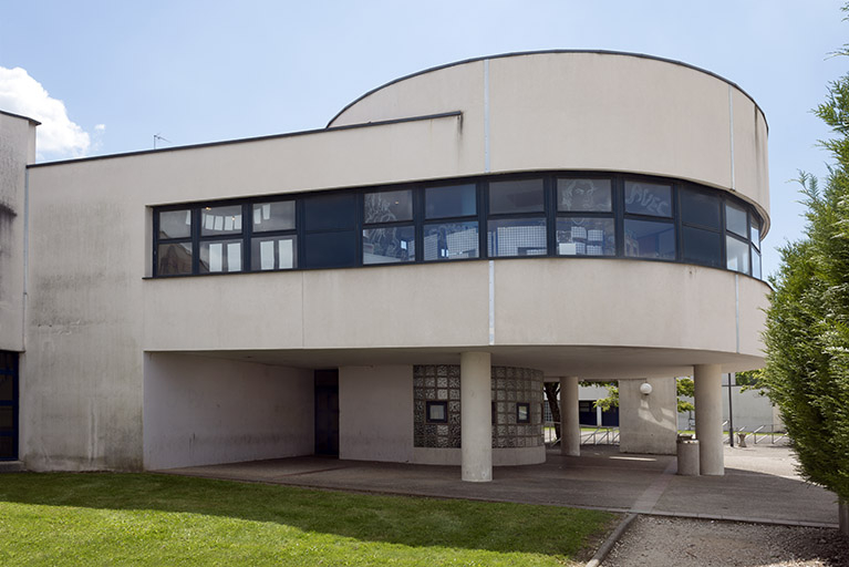 Détail de la façade nord de la proue de l'externat. © Mary Ruffinoni / Région Bourgogne-Franche-Comté, Inventaire du patrimoine - 2014