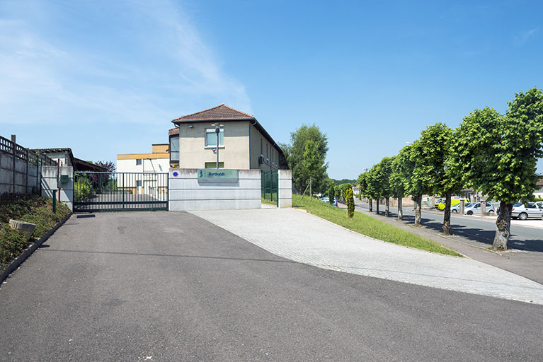 lycée © Mary Ruffinoni / Région Bourgogne-Franche-Comté, Inventaire du patrimoine - 2014 lycée © Mary Ruffinoni / Région Bourgogne-Franche-Comté, Inventaire du patrimoine - 2014