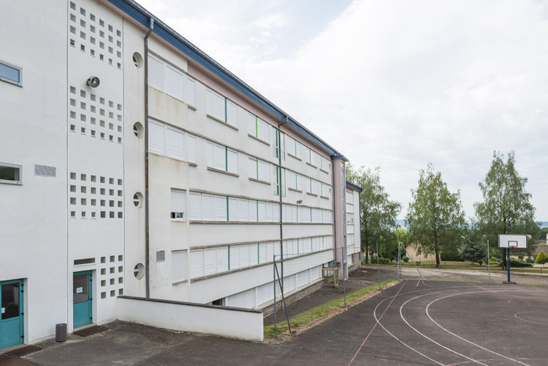 Externat : ensemble des façades arrière. © Mary Ruffinoni / Région Bourgogne-Franche-Comté, Inventaire du patrimoine - 2014