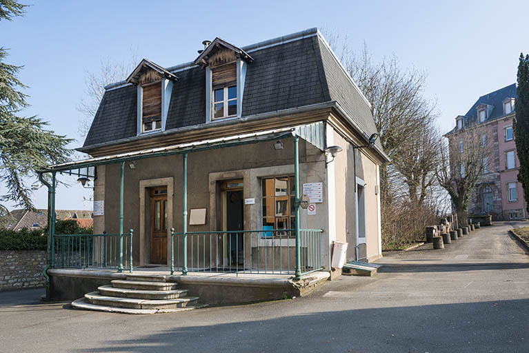 Façade antérieure (nord) de la conciergerie. © Mary Ruffinoni / Région Bourgogne-Franche-Comté, Inventaire du patrimoine - 2014