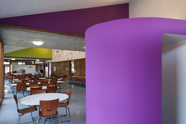 Dans la cantine. © Jérôme Mongreville / Région Bourgogne-Franche-Comté, Inventaire du patrimoine - 2015