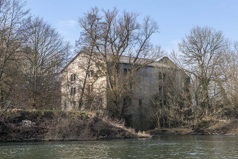 Vue d'ensemble depuis le nord-est. © Jérôme Mongreville / Région Bourgogne-Franche-Comté, Inventaire du patrimoine - 2015