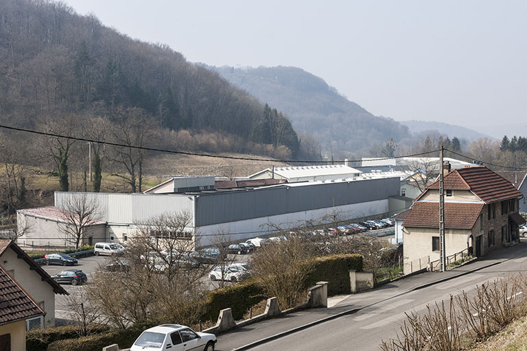 Vue d'ensemble depuis le nord-est. © Jérôme Mongreville / Région Bourgogne-Franche-Comté, Inventaire du patrimoine - 2015