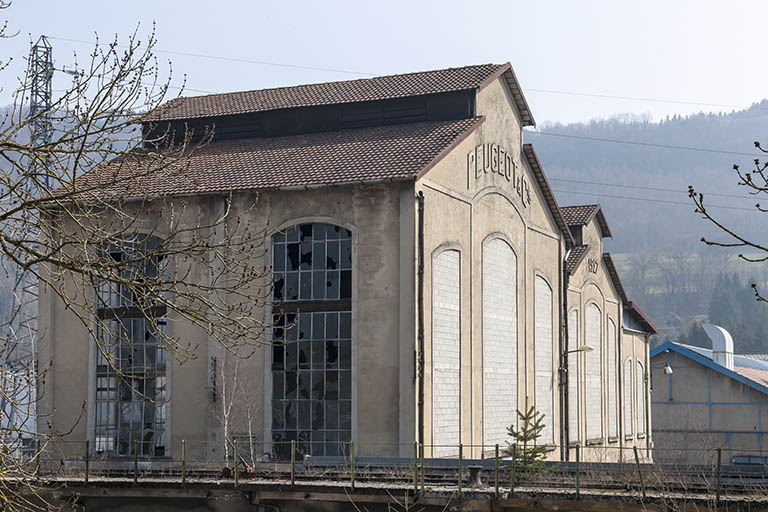 La centrale thermique vue de trois quarts arrière. © Jérôme Mongreville / Région Bourgogne-Franche-Comté, Inventaire du patrimoine - 2015