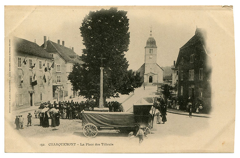 152. Charquemont - La Place des Tilleuls [façade antérieure, de trois quarts gauche], 4e quart 19e siècle. © Laurent Poupard / Région Bourgogne-Franche-Comté, Inventaire du patrimoine - 2015