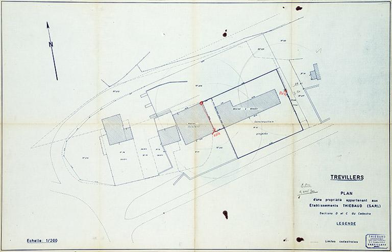 Trévillers. [Reconstruction d'un atelier]. Plan d’une propriété appartenant aux Établissements Thiébaud (S.A.R.L.). Sections D et C du cadastre, 1965. © Jérôme Mongreville / Région Bourgogne-Franche-Comté, Inventaire du patrimoine - 2015