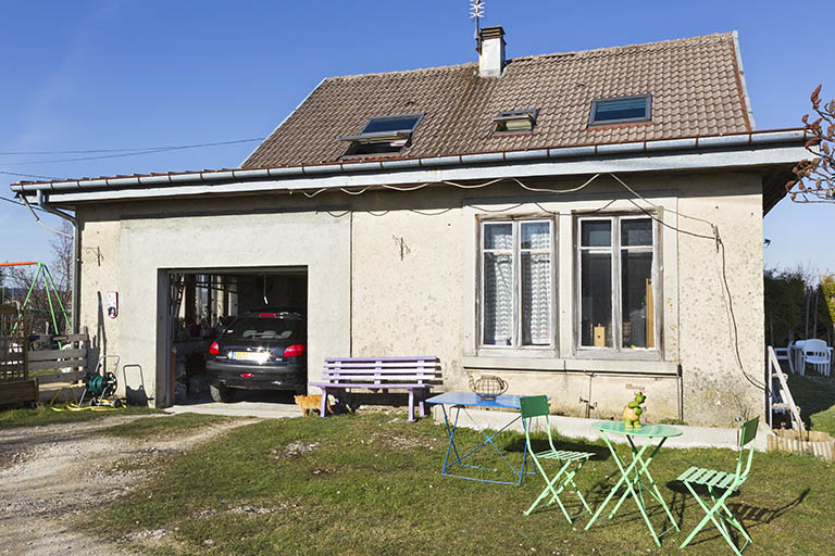 Atelier de fabrication : façade latérale gauche. © Sonia Dourlot / Région Bourgogne-Franche-Comté, Inventaire du patrimoine - 2015