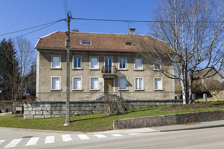 Façade antérieure. © Sonia Dourlot / Région Bourgogne-Franche-Comté, Inventaire du patrimoine - 2015