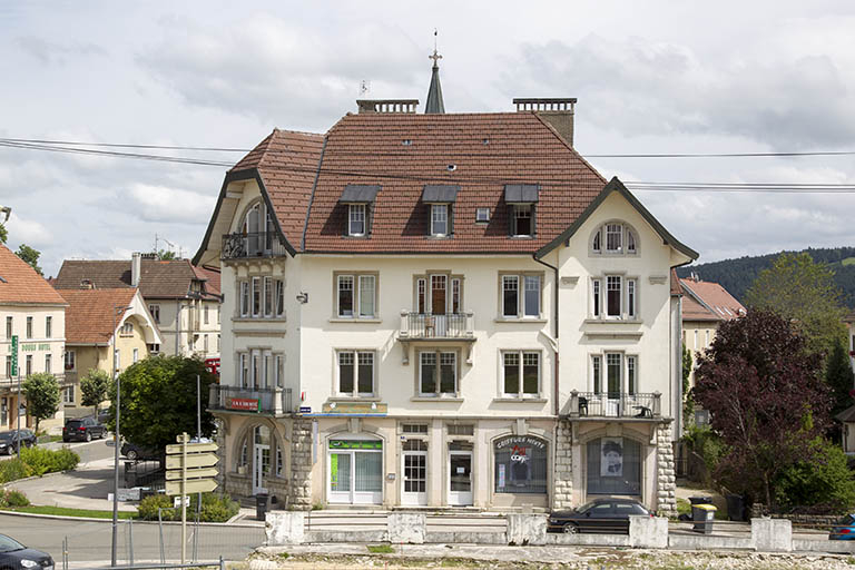 Façade antérieure. © Sonia Dourlot / Région Bourgogne-Franche-Comté, Inventaire du patrimoine - 2015 Façade antérieure. © Sonia Dourlot / Région Bourgogne-Franche-Comté, Inventaire du patrimoine - 2015
