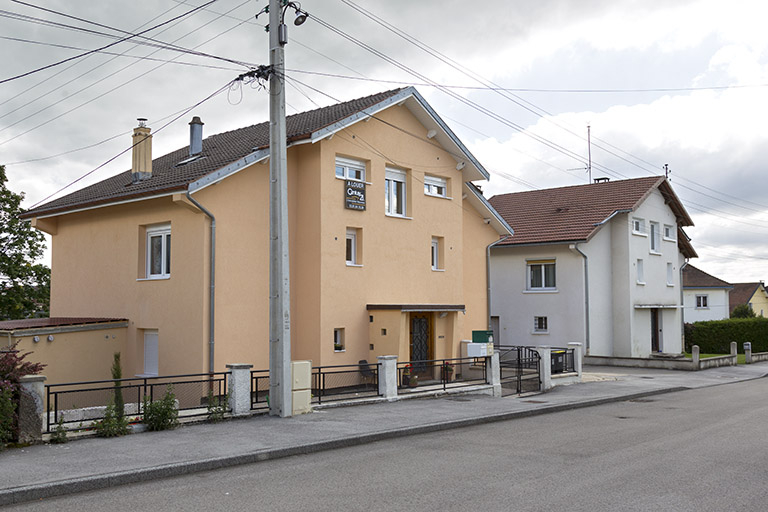 Vue d'ensemble des deux maisons, depuis le nord. © Sonia Dourlot / Région Bourgogne-Franche-Comté, Inventaire du patrimoine - 2015