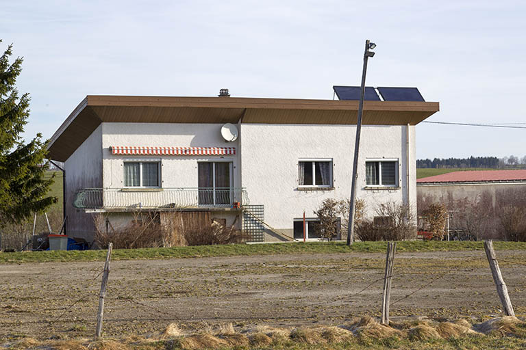 Façade postérieure. © Sonia Dourlot / Région Bourgogne-Franche-Comté, Inventaire du patrimoine - 2015