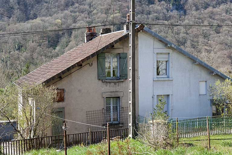 Maison jumelée. Façade postérieure. © Jérôme Mongreville / Région Bourgogne-Franche-Comté, Inventaire du patrimoine - 2015