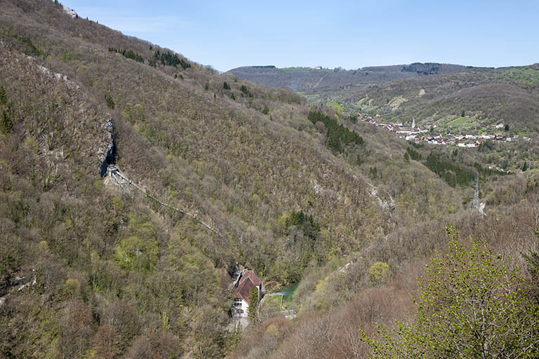 Vue plongeante depuis le sud. © Jérôme Mongreville / Région Bourgogne-Franche-Comté, Inventaire du patrimoine - 2015 Vue plongeante depuis le sud. © Jérôme Mongreville / Région Bourgogne-Franche-Comté, Inventaire du patrimoine - 2015