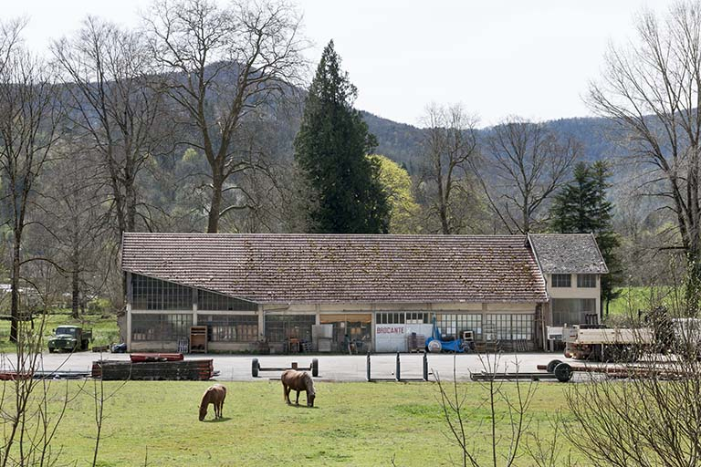 Atelier de mécanique. © Jérôme Mongreville / Région Bourgogne-Franche-Comté, Inventaire du patrimoine - 2015 Atelier de mécanique. © Jérôme Mongreville / Région Bourgogne-Franche-Comté, Inventaire du patrimoine - 2015