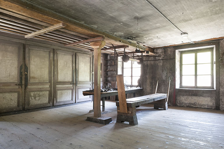 Atelier de conditionnement. © Jérôme Mongreville / Région Bourgogne-Franche-Comté, Inventaire du patrimoine - 2015