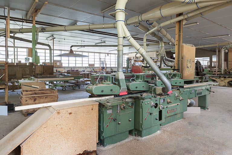 Atelier de menuiserie. Machine-outils. © Jérôme Mongreville / Région Bourgogne-Franche-Comté, Inventaire du patrimoine - 2015