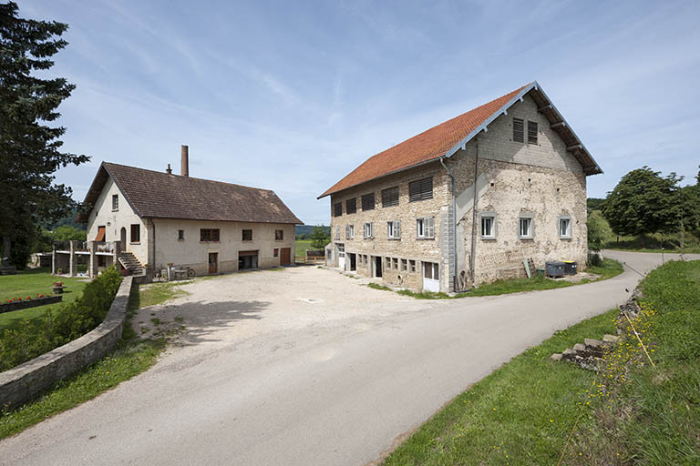 Vue d'ensemble depuis l'est. © Jérôme Mongreville / Région Bourgogne-Franche-Comté, Inventaire du patrimoine - 2015