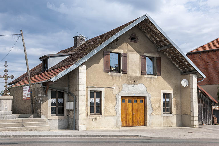 Vue de trois quarts gauche. © Jérôme Mongreville / Région Bourgogne-Franche-Comté, Inventaire du patrimoine - 2015