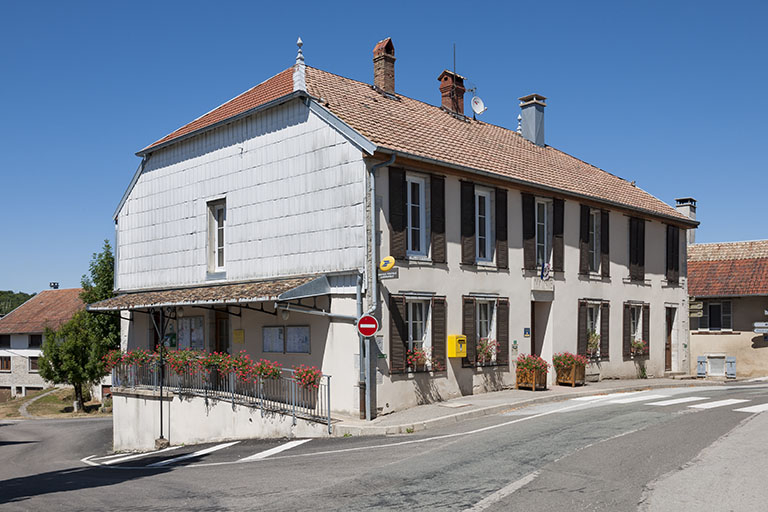 Vue d'ensemble depuis le sud. © Jérôme Mongreville / Région Bourgogne-Franche-Comté, Inventaire du patrimoine - 2015