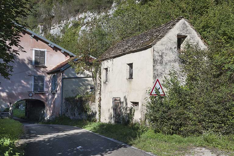 Bâtiment du moulin et une dépendance. © Jérôme Mongreville / Région Bourgogne-Franche-Comté, Inventaire du patrimoine - 2015