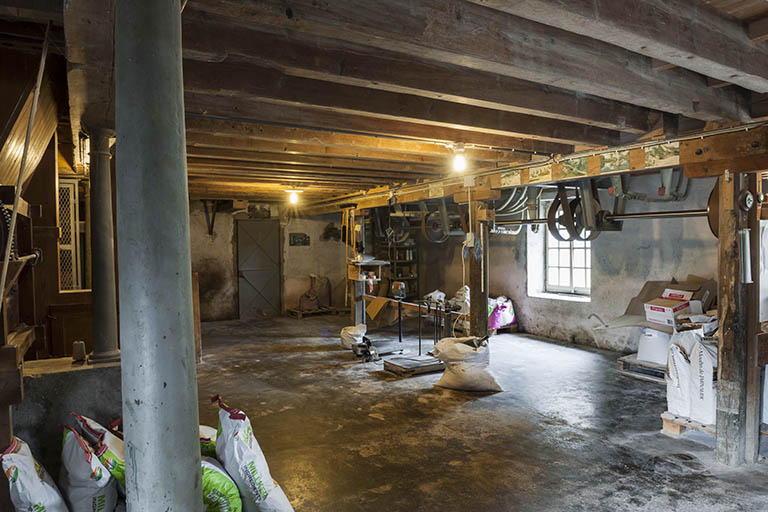 Rez-de-chaussée de la minoterie. Vue d'ensemble depuis le sud-est. © Jérôme Mongreville / Région Bourgogne-Franche-Comté, Inventaire du patrimoine - 2015