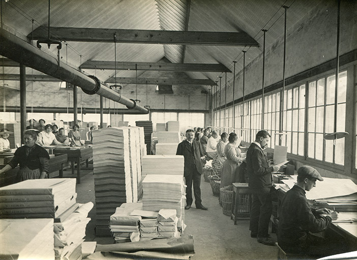 Atelier de conditionnement, photogr., s.d. [fin 19e ou début 20e siècle]. © Léa Huguenin-Vuillemin / Région Bourgogne-Franche-Comté, Inventaire du patrimoine - 2015