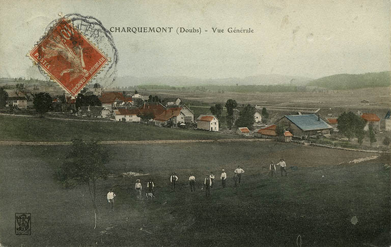 Charquemont (Doubs) - Vue générale [la rue du Château vue de l'ouest], entre 1904 et 1909. © Laurent Poupard / Région Bourgogne-Franche-Comté, Inventaire du patrimoine - 2015