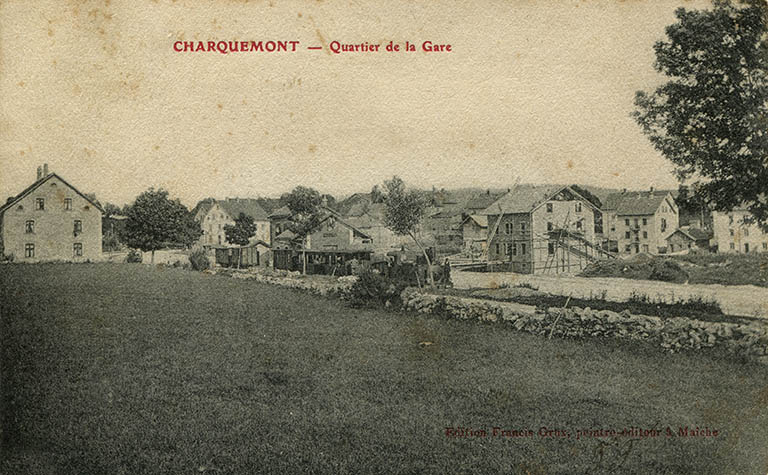 Charquemont - Quartier de la Gare, 1er quart 20e siècle. Le bâtiment est visible à droite. © Laurent Poupard / Région Bourgogne-Franche-Comté, Inventaire du patrimoine - 2015
