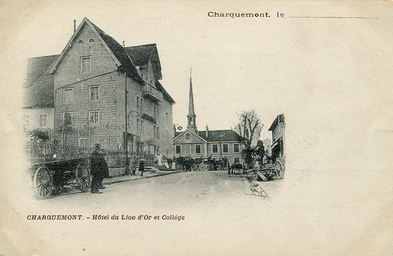 Charquemont. - Hôtel du Lion d'Or et collège, 4e quart 19e siècle. © Laurent Poupard / Région Bourgogne-Franche-Comté, Inventaire du patrimoine - 2015 Charquemont. - Hôtel du Lion d'Or et collège, 4e quart 19e siècle. © Laurent Poupard / Région Bourgogne-Franche-Comté, Inventaire du patrimoine - 2015