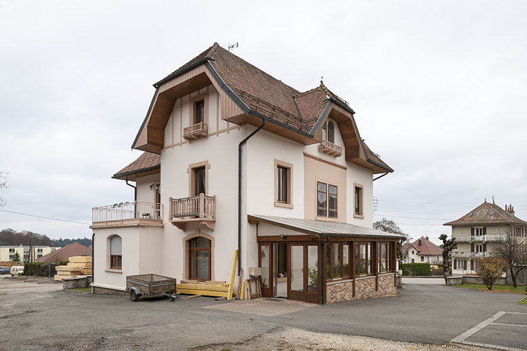 Logement patronal : façades sud et est. © Jérôme Mongreville / Région Bourgogne-Franche-Comté, Inventaire du patrimoine - 2015