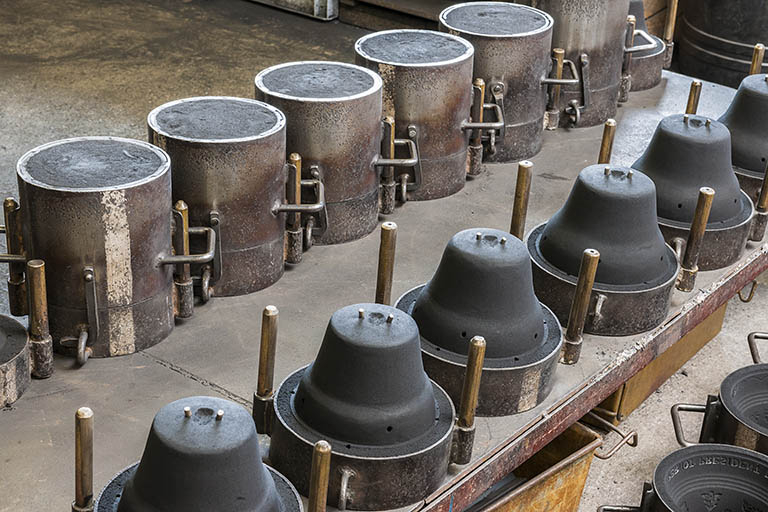 Châssis et moulages avant assemblage. © Jérôme Mongreville / Région Bourgogne-Franche-Comté, Inventaire du patrimoine - 2015
