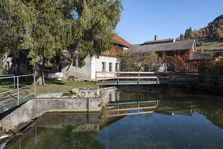Canal d'amenée. © Jérôme Mongreville / Région Bourgogne-Franche-Comté, Inventaire du patrimoine - 2015