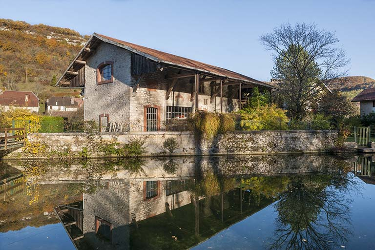 Entrepôt industriel vu depuis le nord-ouest. © Jérôme Mongreville / Région Bourgogne-Franche-Comté, Inventaire du patrimoine - 2015