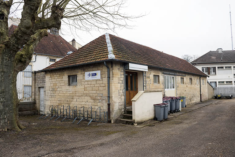 Angle sud-est de l'ancien corps de garde. © Mary Ruffinoni / Région Bourgogne-Franche-Comté, Inventaire du patrimoine - 2015