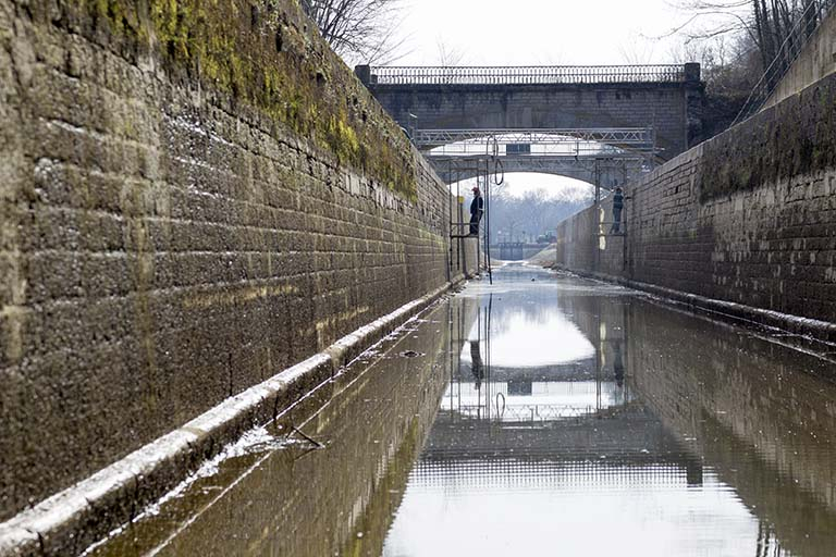 Travaux de restauration de maçonnerie en 2015. © Sonia Dourlot / Région Bourgogne-Franche-Comté, Inventaire du patrimoine - 2015 Travaux de restauration de maçonnerie en 2015. © Sonia Dourlot / Région Bourgogne-Franche-Comté, Inventaire du patrimoine - 2015