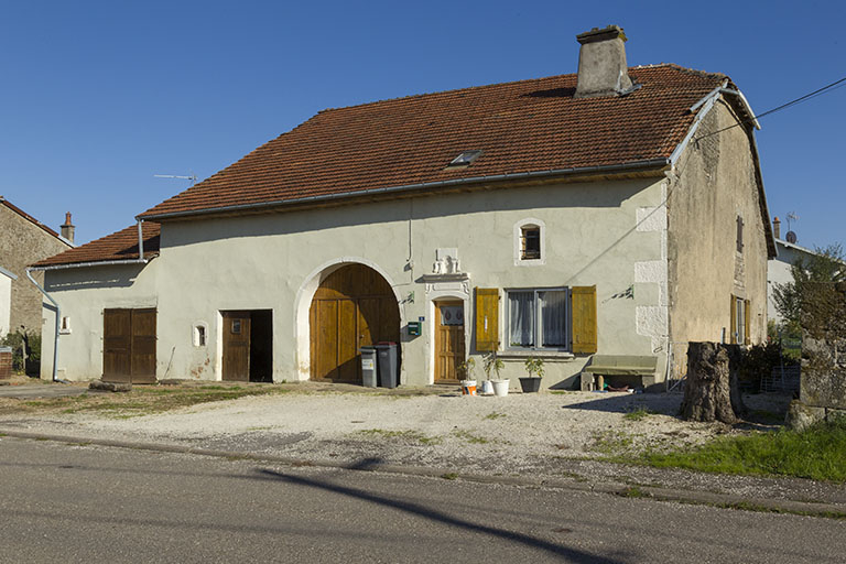 Ferme, rue Royale. © Sonia Dourlot / Région Bourgogne-Franche-Comté, Inventaire du patrimoine - 2015