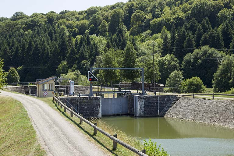 Vue d'ensemble. © Sonia Dourlot / Région Bourgogne-Franche-Comté, Inventaire du patrimoine - 2015 Vue d'ensemble. © Sonia Dourlot / Région Bourgogne-Franche-Comté, Inventaire du patrimoine - 2015
