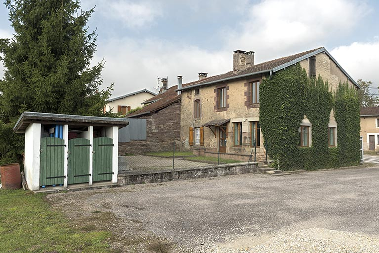 Façade postérieure. © Sonia Dourlot / Région Bourgogne-Franche-Comté, Inventaire du patrimoine - 2015