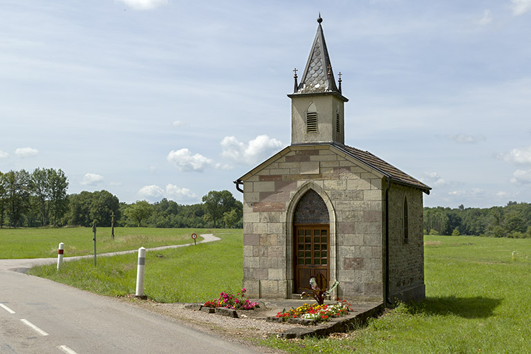 Chapelle Notre-Dame de Lourdes. © Sonia Dourlot / Région Bourgogne-Franche-Comté, Inventaire du patrimoine - 2015 Chapelle Notre-Dame de Lourdes. © Sonia Dourlot / Région Bourgogne-Franche-Comté, Inventaire du patrimoine - 2015