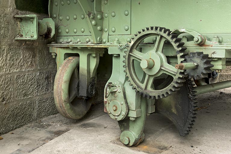 Détail du système de levage. © Sonia Dourlot / Région Bourgogne-Franche-Comté, Inventaire du patrimoine - 2015