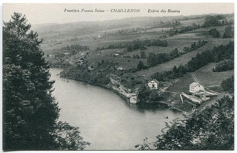 Frontière franco-suisse - Chaillexon. Entrée des bassins, 2e quart 20e siècle. © j. Combier / Région Bourgogne-Franche-Comté, Inventaire du patrimoine - 2016 Frontière franco-suisse - Chaillexon. Entrée des bassins, 2e quart 20e siècle. © j. Combier / Région Bourgogne-Franche-Comté, Inventaire du patrimoine - 2016