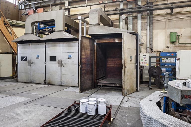 Fours de l'atelier d'imprégnation. © Jérôme Mongreville / Région Bourgogne-Franche-Comté, Inventaire du patrimoine - 2016