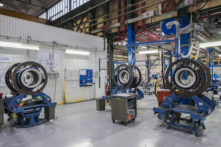 Atelier de bobinage. Equipement des stators. © Jérôme Mongreville / Région Bourgogne-Franche-Comté, Inventaire du patrimoine - 2016
