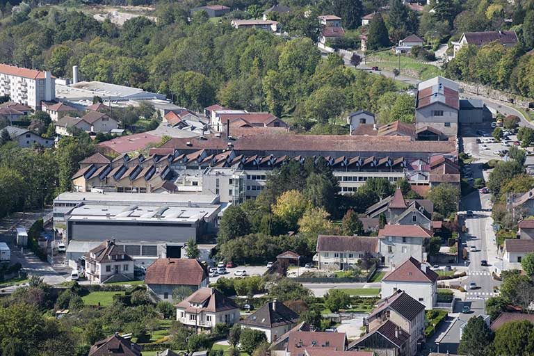 Vue d'ensemble plongeante depuis l'est. © Jérôme Mongreville / Région Bourgogne-Franche-Comté, Inventaire du patrimoine - 2016